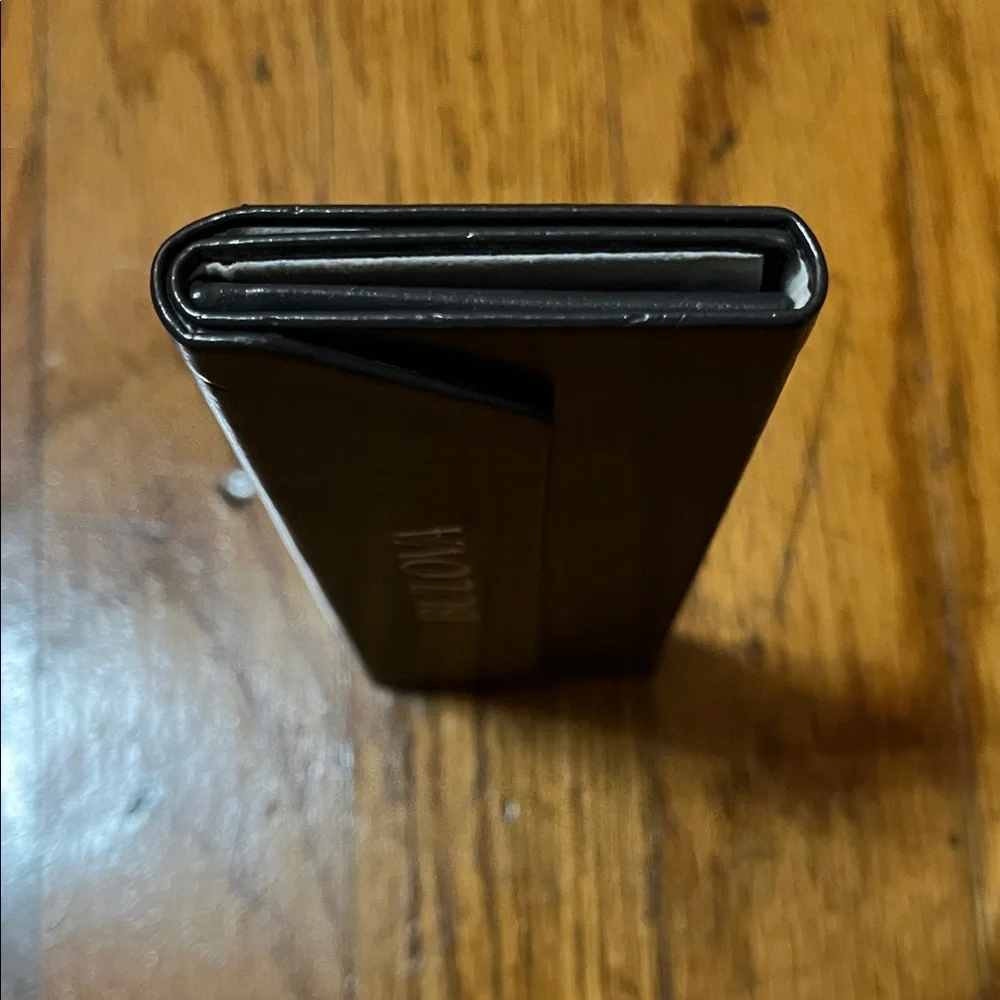 Bulova Elegant Black Fold Flat Eyeglass Case